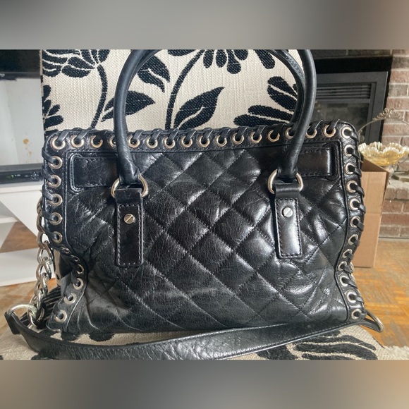 Michael Kors lock purse - Picture 2 of 4
